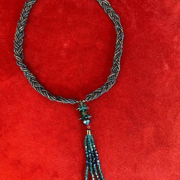 AB small beads blue purple and green peacock colors braided a AB crystal pendant - Picture 1 of 7